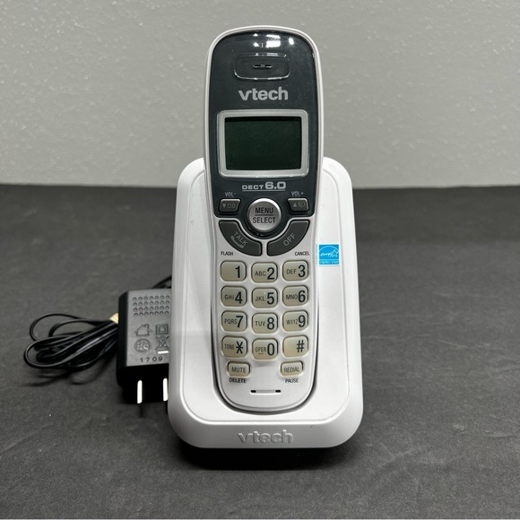 VTech CS6114 Cordless Phone with Caller ID / Call Waiting - White/Grey (CS6114)™ - Picture 6 of 6